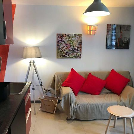Les Lodges Du Canal Vue Sur Le Canal Rogny Exterior foto
